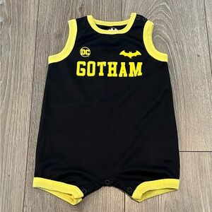9M DC Comics Gotham Outfit